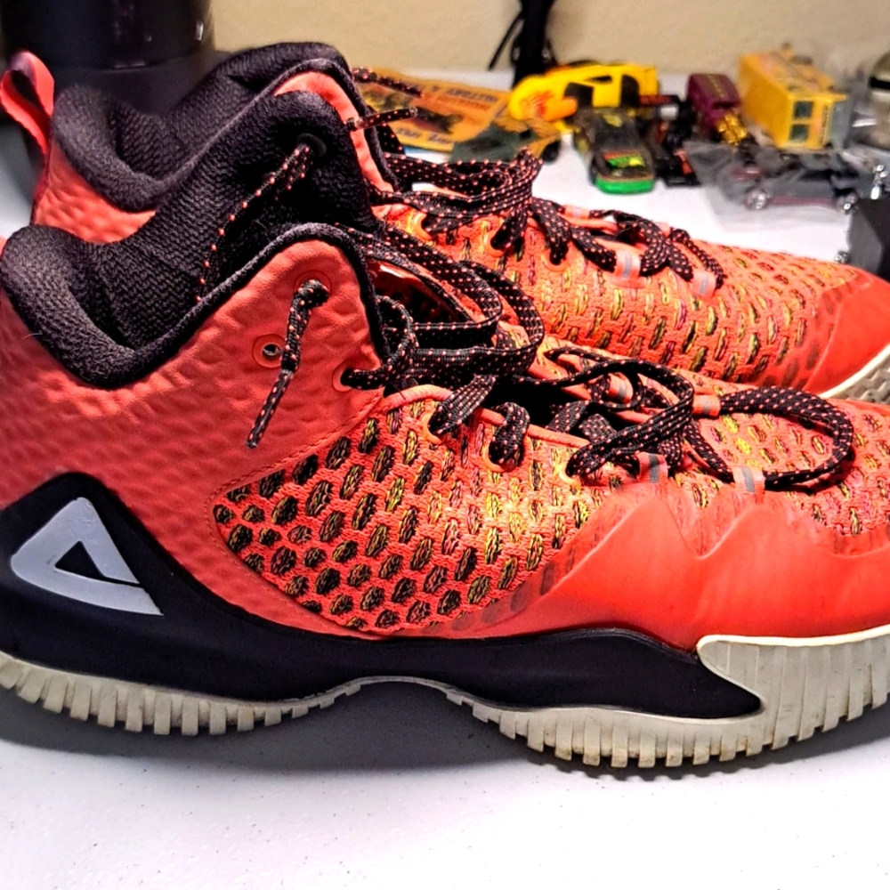 Mens Peak Street Ball Master LW Fluorescent Orange Basketball Shoes
